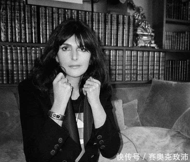 公主|穿高定的香奈儿女孩,是朋克也是卓尔不群的公主