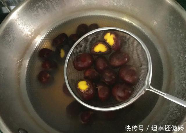 芝麻|入秋后,吃核桃芝麻不如吃它,多买点囤起来,放到冬天吃,特省事