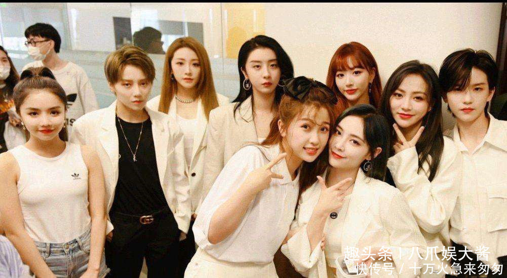 没想到|奔跑吧官方投票,THE9和硬糖谁人气高结局能预料但差距没想到