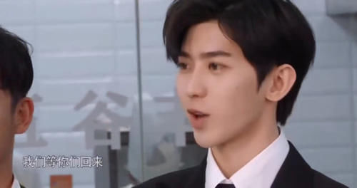 呼声|《奔跑吧》连线黄旭熙,评论呼声超过蔡徐坤,Lucas一句话惹人泪目