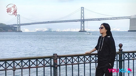 上线|高晓松全新力作漫游式脱口秀《探世界》上线