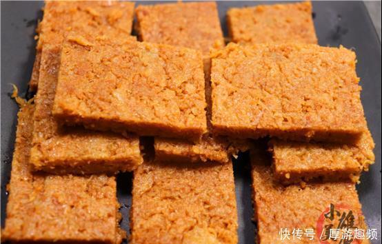 可惜|把鸡蛋放油锅里炸,它是一道有名的小吃,还不知道可惜了,真香