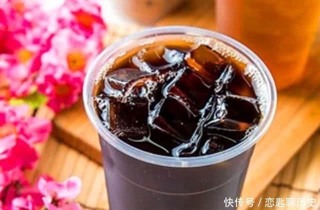 简单|为什么肯德基的可乐几十块一杯也有很多人买?看完发现不简单