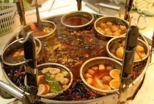 样食|吃麻辣烫时，专挑最“不压秤”的3样食材，老板碰到“高手”了