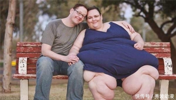 走红|美国女孩因体重1450斤走红,后被富豪娶回家“供养”,现状如何?