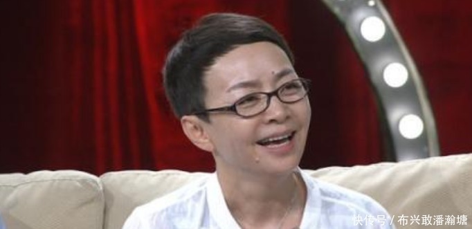 综艺|直呼宋丹丹太没礼貌,叫丹姐又显老,华晨宇的叫法绝了,教科书!