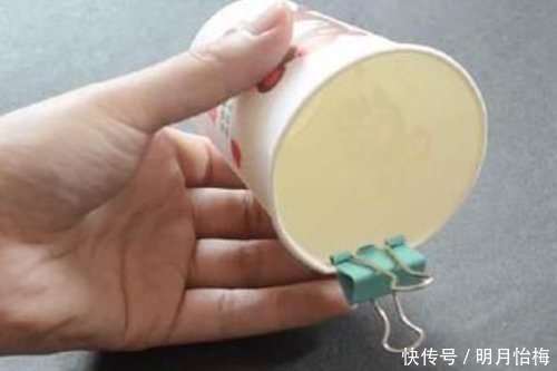  手机支架|一次性纸杯上夹个长尾夹，好多人不知道有啥用，但用过的人都夸好