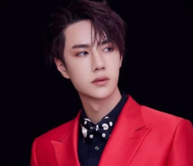 综艺|热播男艺人7月商业价值榜:张艺兴登顶,3人正参加同一档综艺