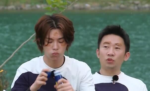 体面|跑男团集体在脸上涂泥,有谁注意看baby的脸女明星最后的体面