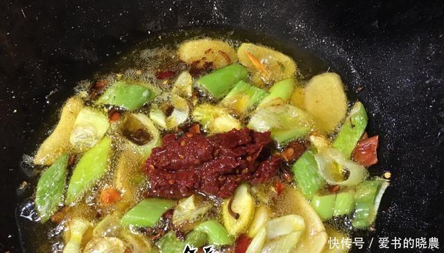  炖大鹅|为什么用铁锅炖大鹅来做美味这里有六种让软烂美味的方法