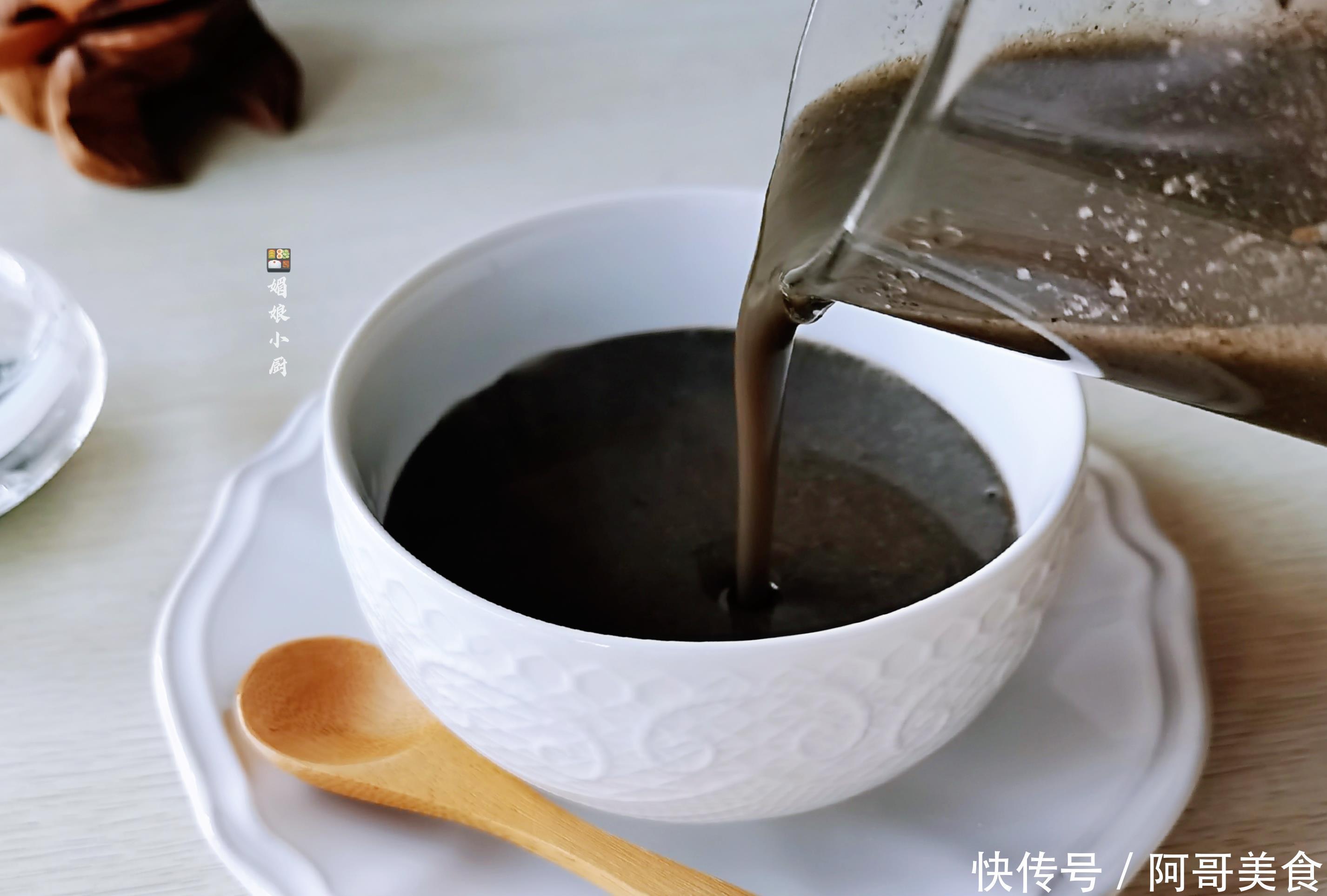 成本|自制黑芝麻糊,真材实料香甜丝滑,简单几步,1碗成本不到1元钱