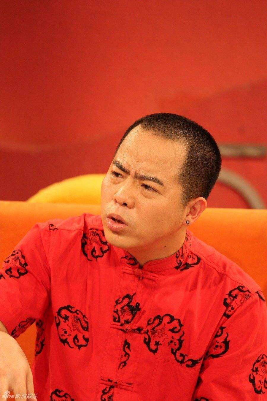 手机|科技冲淡了亲情：为何没手机的时候人们远比今天有人情味？