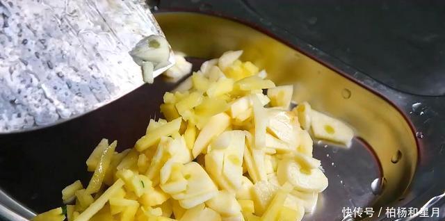 花甲|大厨教你“爆炒花甲”,鲜嫩可口,味道比饭店还好吃,超过瘾