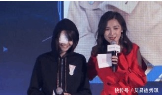 钦佩|郑爽受伤却忍痛出席发布会, 敬业的让人钦佩!