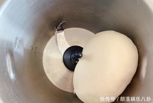  猪肉|黑猪肉卷心菜水饺