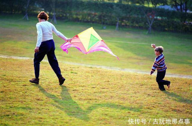  家里面|原生家庭的伤害，真的是致命的吗？未成年人弑母案究竟是为什么