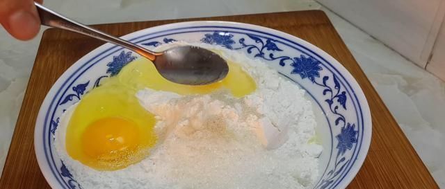 豆包|半斤红豆,1斤面粉,不用烤箱,教你做创意红豆包,比发糕还好吃