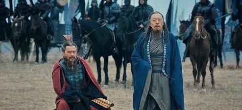 司马懿|诸葛亮唱空城计,为何司马懿看到后果断撤兵,只因一根琴弦!