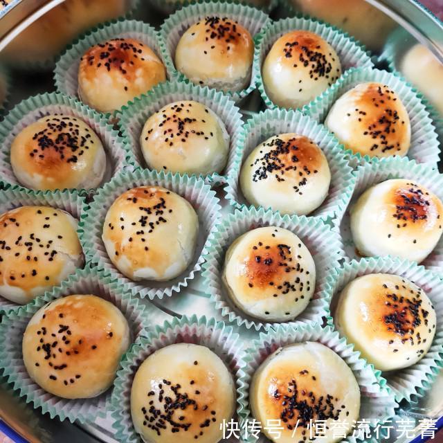 蛋黄|蛋黄酥,自己做的吃着更健康