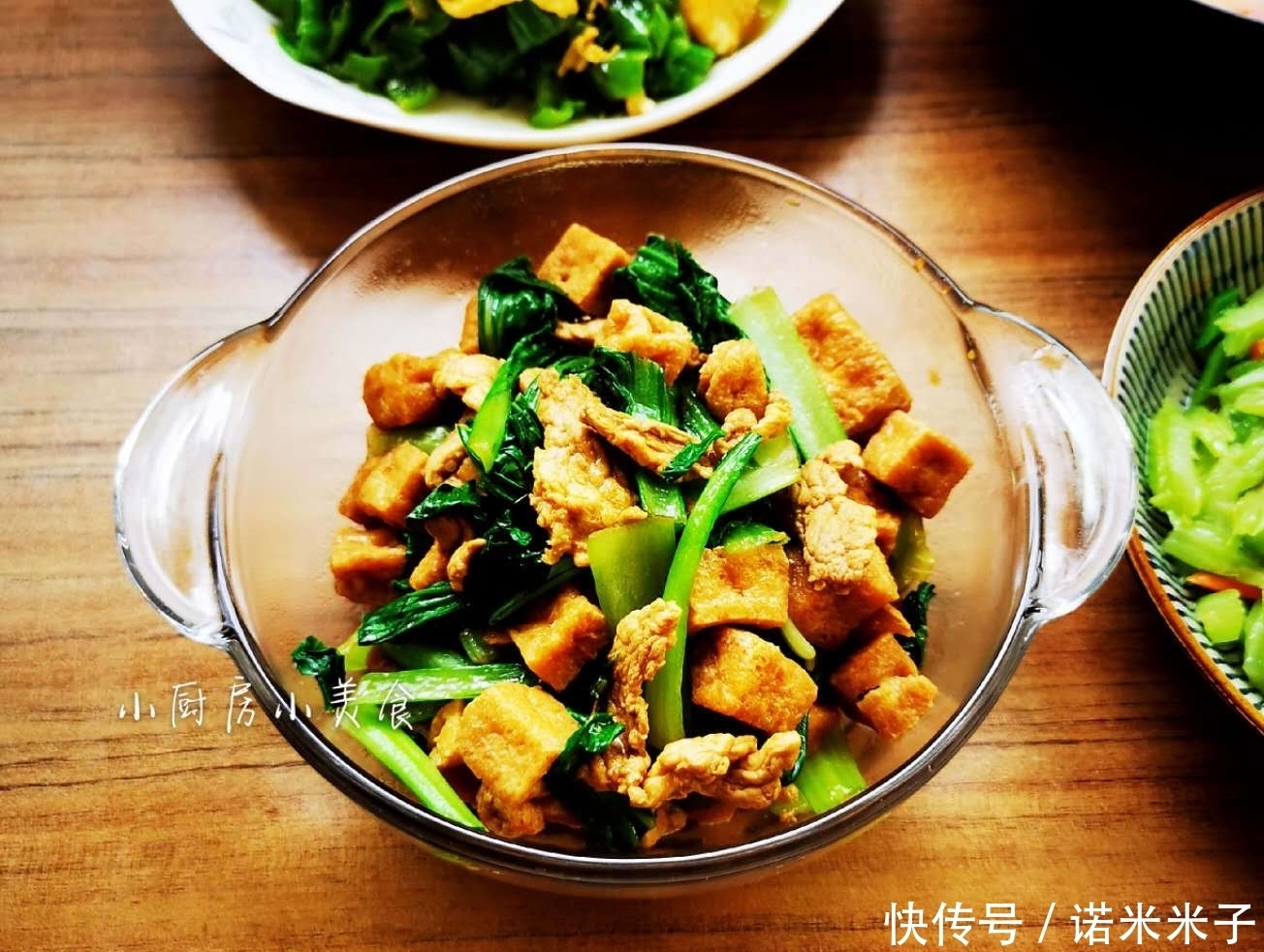 油豆腐|这食材多煮入味,配上肉味道更鲜,一口一个,下酒下饭