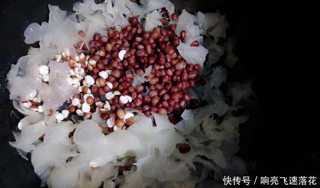 把握|天气越来越凉,多给家人喝这款粥,香甜浓稠滋补润燥,比喝豆浆强