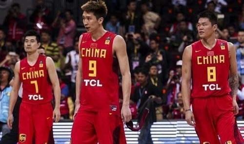 三分球|他指出,在中国男篮斯杯决赛的决赛中,三分球30中3