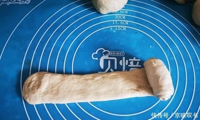  馒头|早餐饼的新方法比馒头软，比油条更健康。很简单。