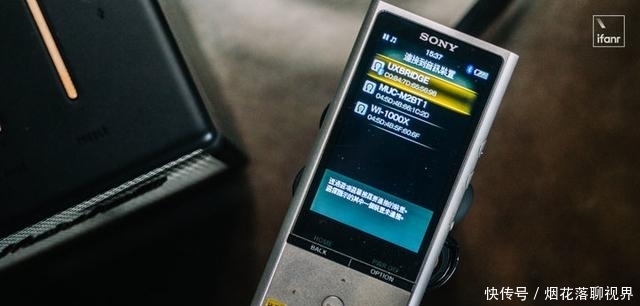 便携|小而智能,这是个「另类」的 Marshall 音箱