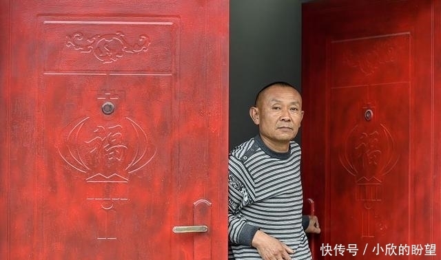  男子|汶川地震痴情男子，骑车带“亡妻”尸体回家，12年过去怎么样了？