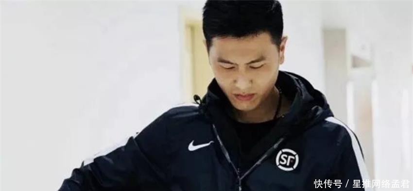 走心|网友欲4000收购麦当劳员工制服,身上印花走心了!难怪受欢迎