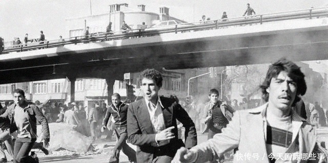 富裕|看起来繁荣富裕的巴列维王朝为何最终被伊朗民众所抛弃