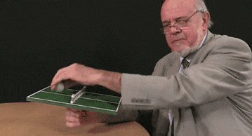 GIF|搞笑GIF:谁说一个人不能打乒乓球的?