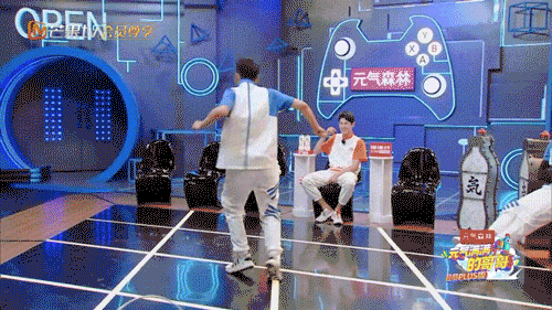  情商|情商高反应快！看了这个节目，发现“梗王”维嘉太被低估了