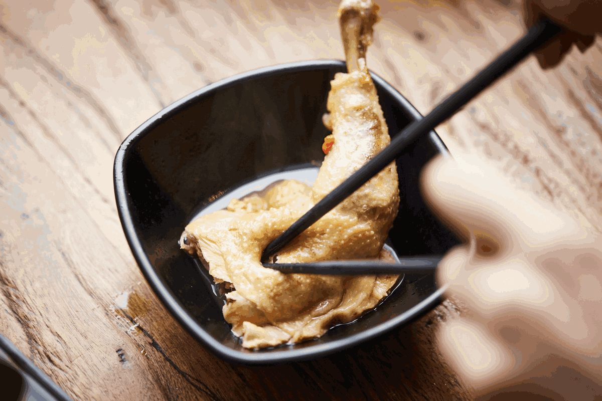 炖鸡|炖鸡时,有人焯水有人直接炖?都错了!这才是炖鸡最正确的做法