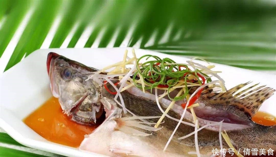  怪不得|清蒸鱼是先蒸后淋酱油，还是先腌后蒸？很多人弄反，怪不得不好吃