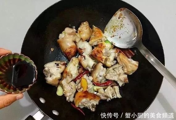 好吃|啤酒焖猪蹄,好吃不腻,吃的连汤汁都不剩!