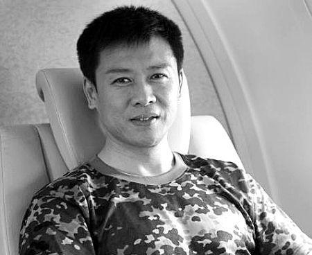 胡亚捷|胡亚捷与妻子3次离婚大战,为何不但没得逞反而还“割地赔款”?