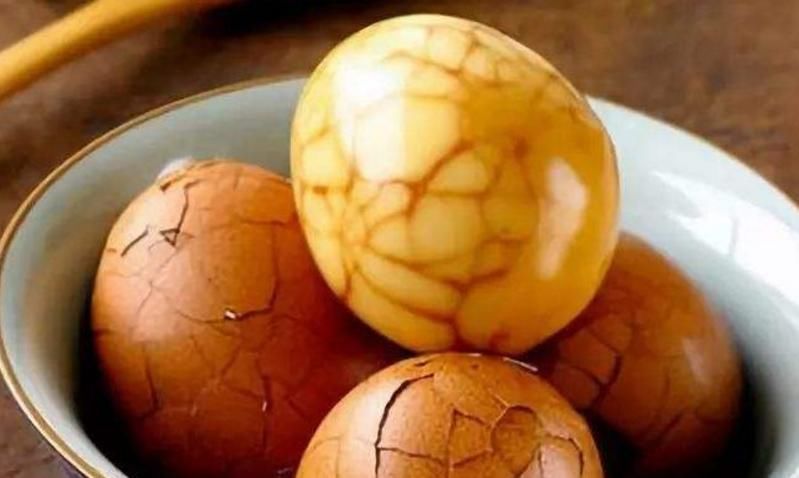 吃法|鸡蛋最美味的吃法,做法简单,咸香入味,好吃到停不下来