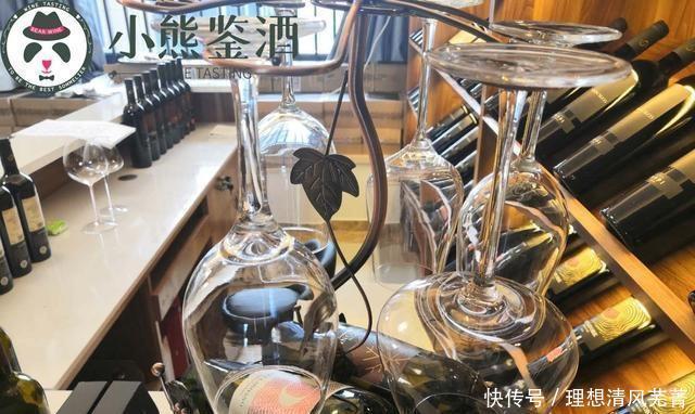 饮用|在品酒前,先展示专业品酒师的四个正确操作