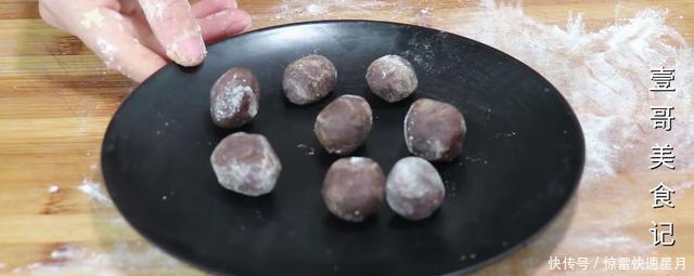 油炸|这才是面粉最好吃的做法,不蒸不烤不油炸,太香了,出锅瞬间扫光