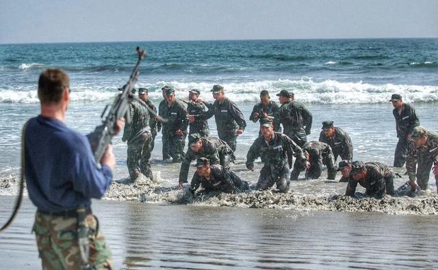  开启|比贝爷更狠的男人来了，高能生存竞技节目《决胜荒野》开启华夏篇