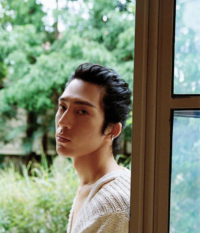  李易峰|这个井柏然变成了一个书法家一字千金，李易峰变成了一个强大的学