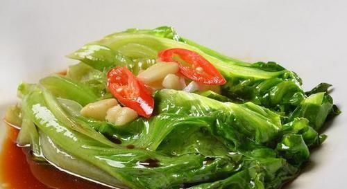 入味|生菜这么做,既简单又好吃,翠绿入味解油腻营养价值高