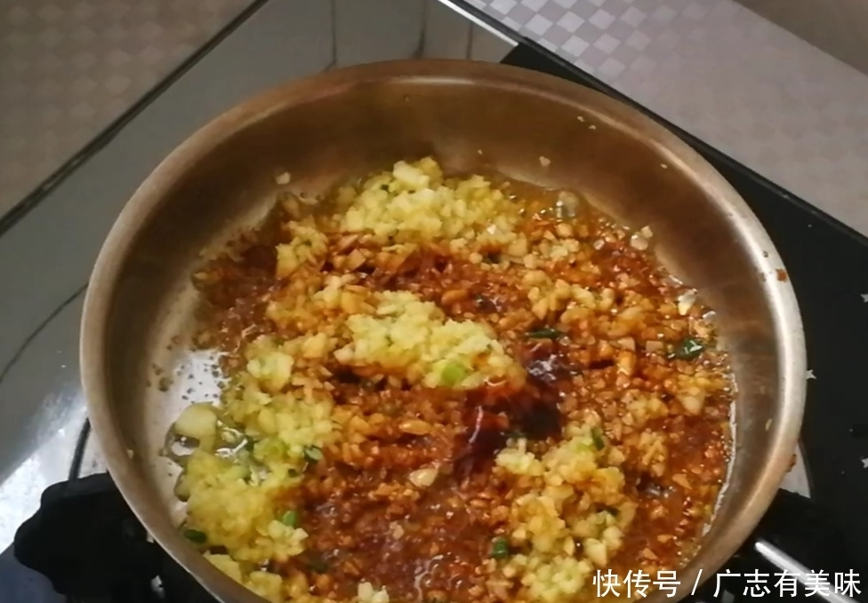  做出|茄子不要再炒着吃！15分钟做出店里大厨味道，秘制酱料是精髓