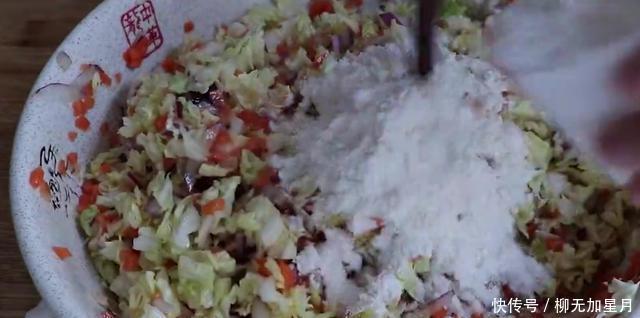  美味|鸡蛋白菜还能这样吃，美味至极，吃过一次念念不忘！