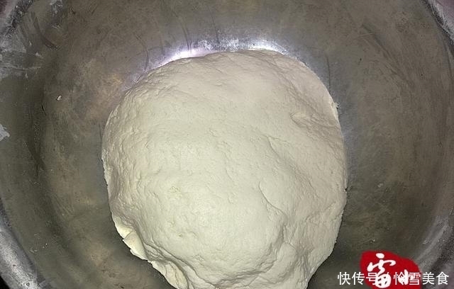 好吃|这糯米粑粑比北方的豆包好吃百倍，做法很简单，只要蒸一蒸！