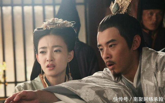 车轴|大臣去见皇帝,出门时车轴断了,前去送他的百姓都掉下了泪!