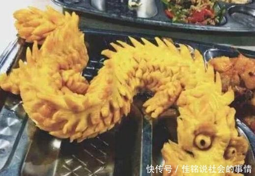 校食堂|食堂被学生“逼”出来的创意,绿色鸡腿不算啥,看到点心太霸气