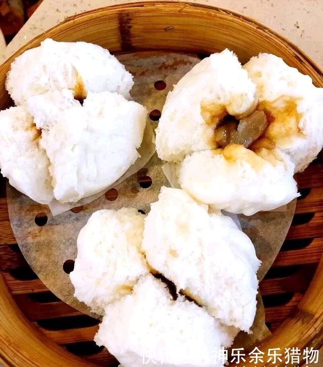 蟹黄汤包|你觉得中国十大著名包子有哪些?哪个最好吃?
