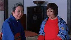 天天|搞笑GIF:我家的电线天天被当成秋千!